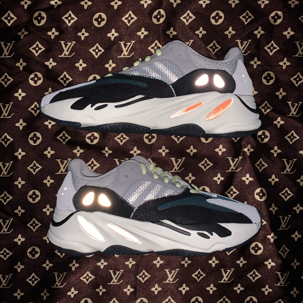 Adidas Yeezy Boost 700 Waverunner